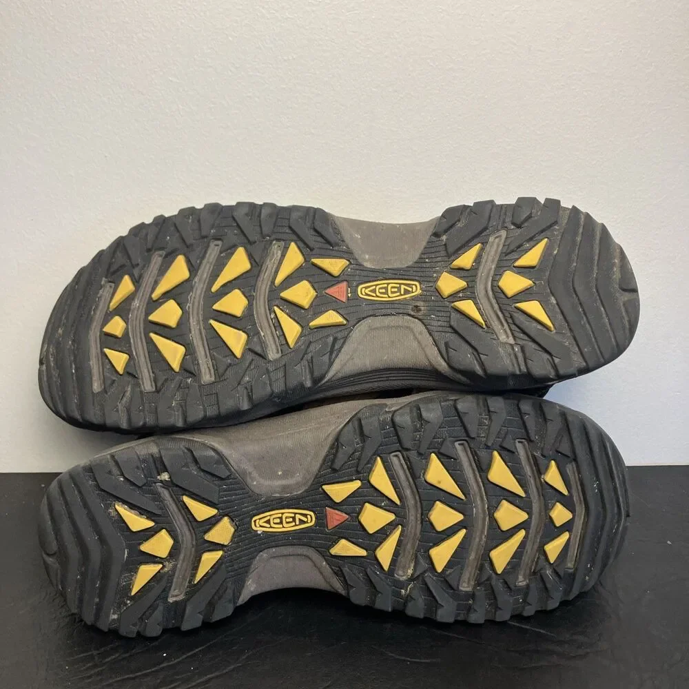 KEEN Men's 11 M Targhee III Closed-Toe Hiking Sandal in Bison/Mulch Good Shape